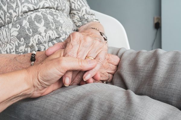 Pensioni femminili: a quanto ammontano e come fare per migliorare la propria posizione