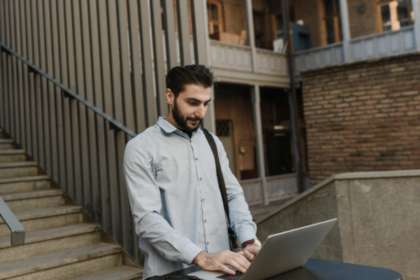5 parametri chiave utilizzati dai recensori professionisti in Italia